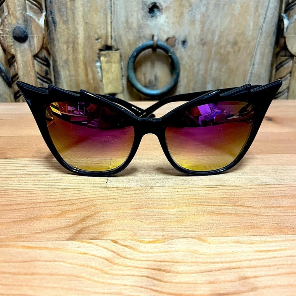 NWOT DITA Hurricane Sunglasses